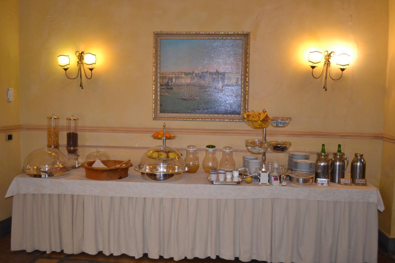 Hotel La Ville Catania Bagian luar foto