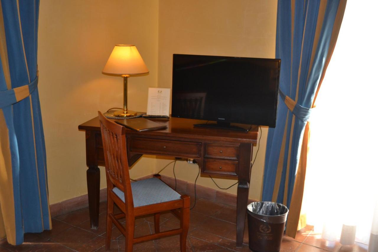 Hotel La Ville Catania Bagian luar foto